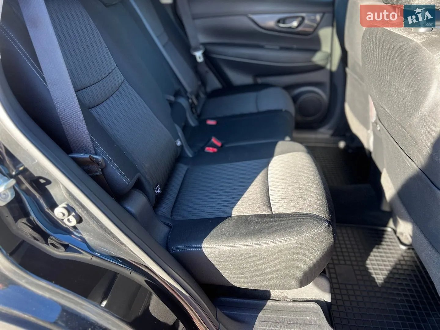2018 Nissan Rogue - мініатюра 13