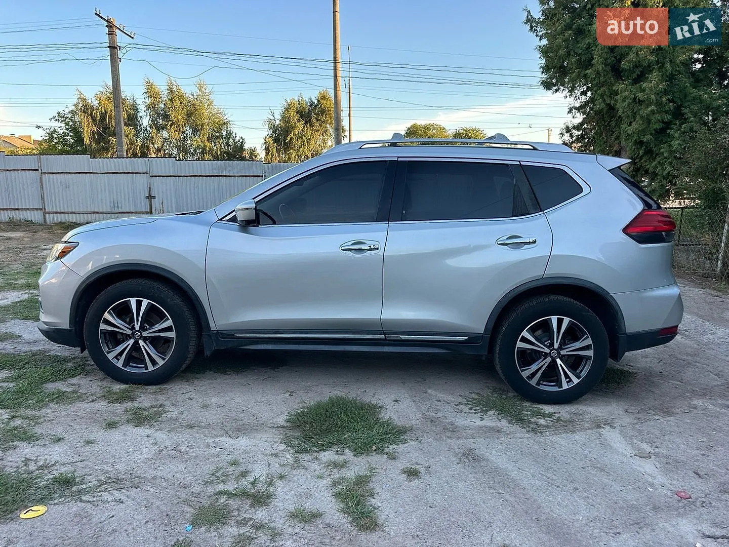 2017 Nissan Rogue - мініатюра 3
