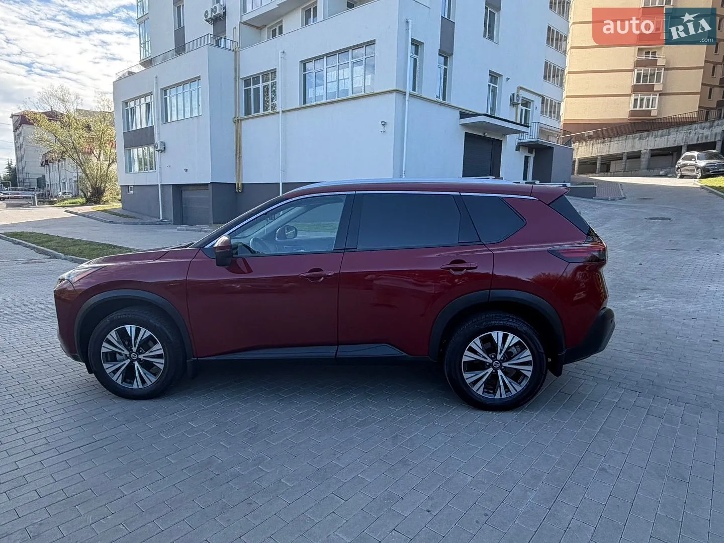 2020 Nissan Rogue - мініатюра 3