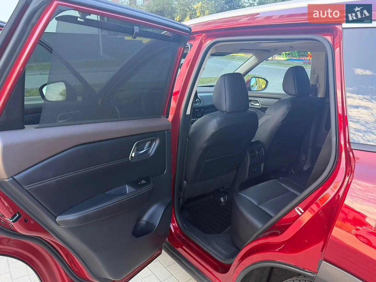2020 Nissan Rogue - мініатюра 31