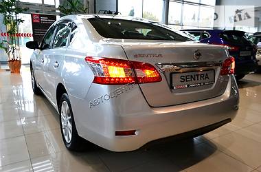 Седан Nissan Sentra 2015 в Хмельницькому