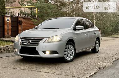 Седан Nissan Sentra 2015 в Харкові