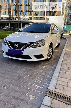 Хэтчбек Nissan Sentra 2018 в Киеве