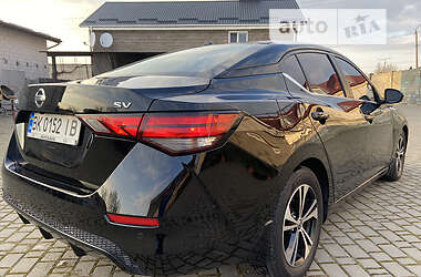 Седан Nissan Sentra 2020 в 