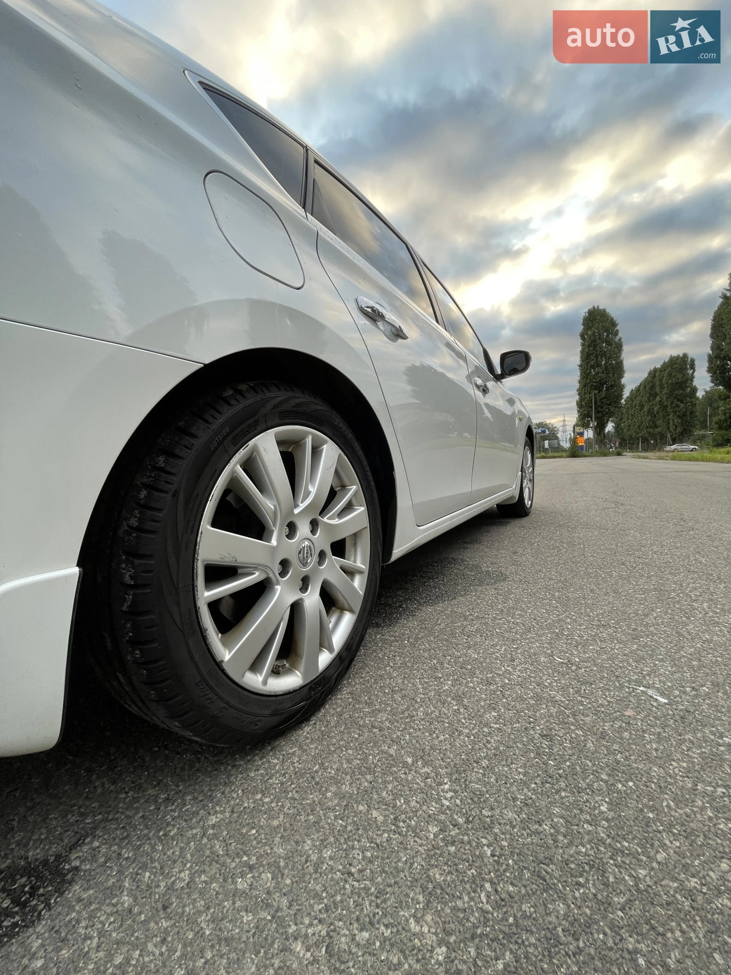 2015 Nissan Sentra - мініатюра 2