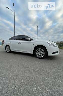 Седан Nissan Sentra 2015 в Чернигове