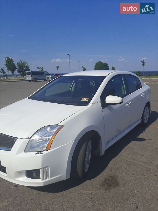 Седан Nissan Sentra 2011 в Черкасах