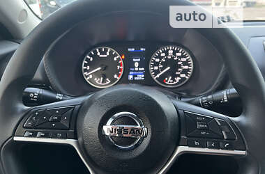 Седан Nissan Sentra 2020 в 