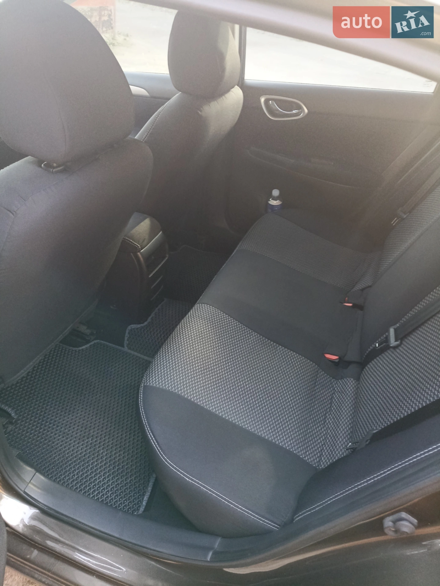 2015 Nissan Sentra - мініатюра 2