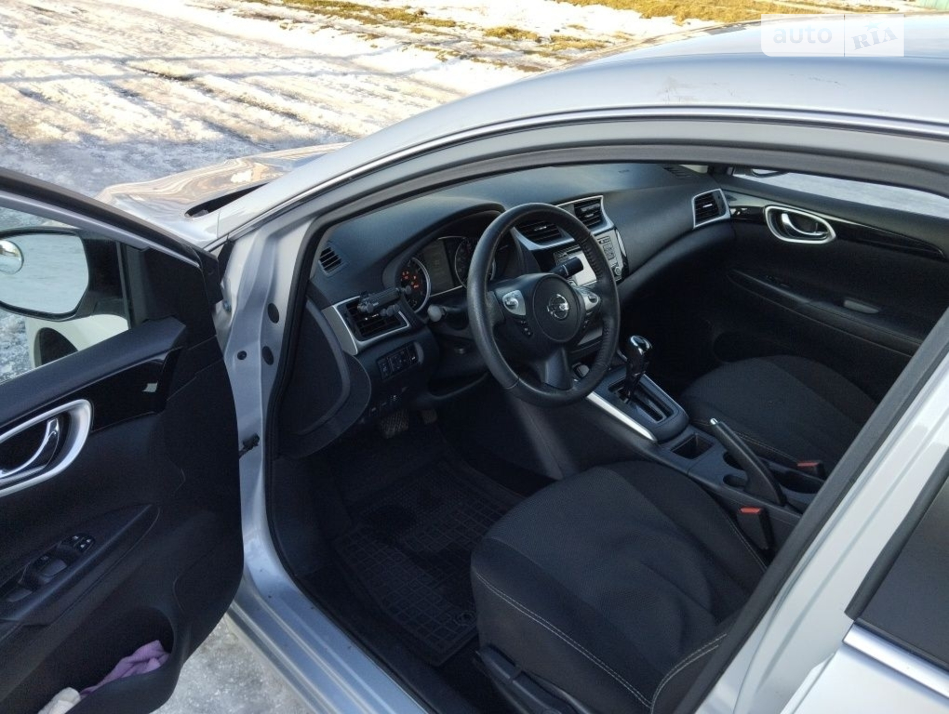 2017 Nissan Sentra - мініатюра 6