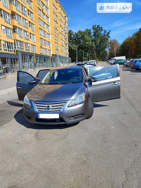 Седан Nissan Sentra 2015 в Виннице