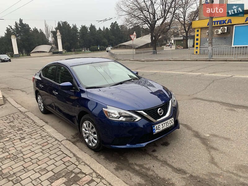 Nissan Sentra 2019