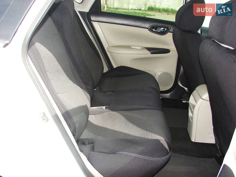 Седан Nissan Sentra 2016 в Одесі