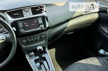 Седан Nissan Sentra 2017 в 