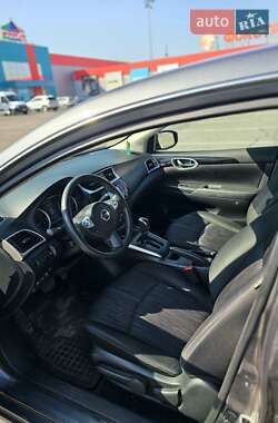 Седан Nissan Sentra 2018 в 