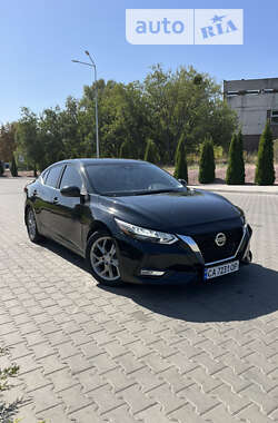 Седан Nissan Sentra 2020 в Черкасах