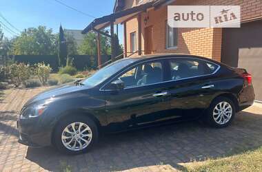 Седан Nissan Sentra 2018 в Киеве