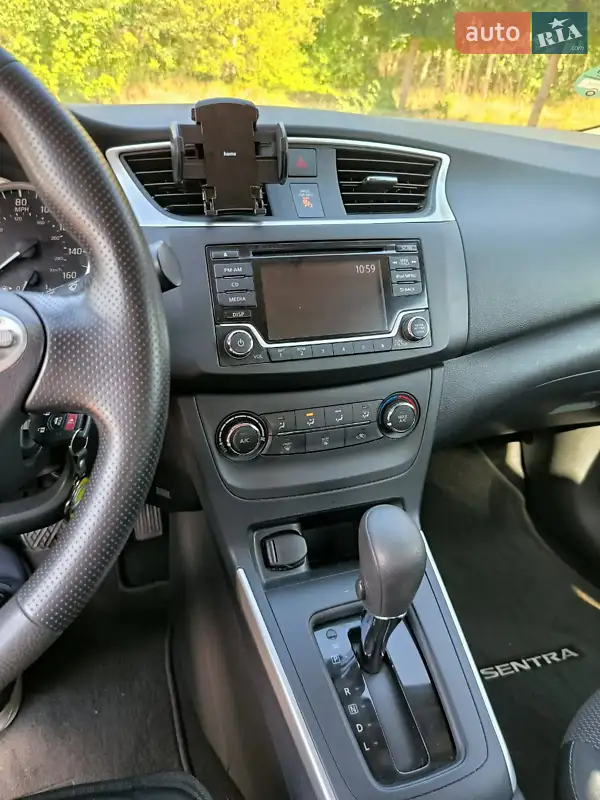 Nissan Sentra