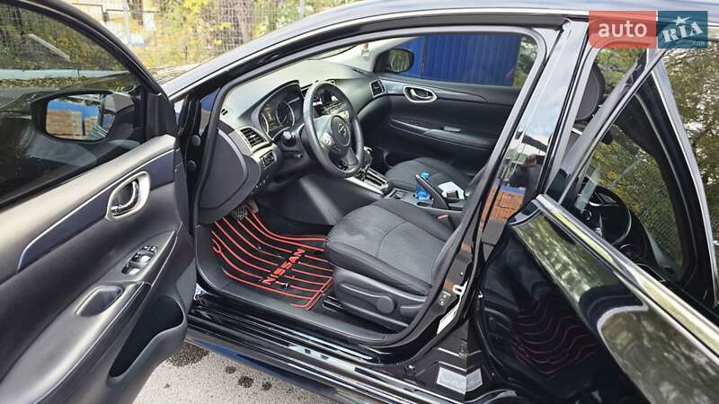 Седан Nissan Sentra 2017 в Днепре