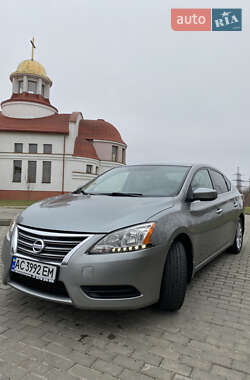 Седан Nissan Sentra 2014 в Львове