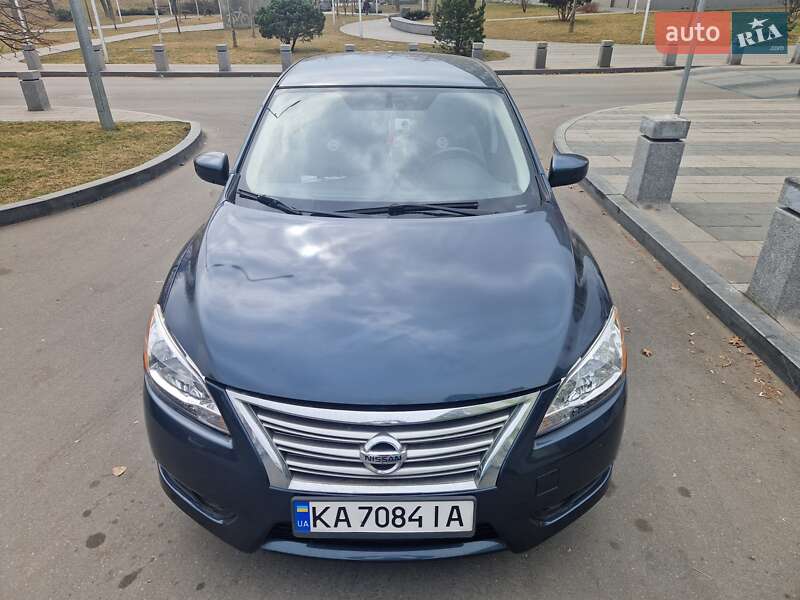 Седан Nissan Sentra 2015 в 