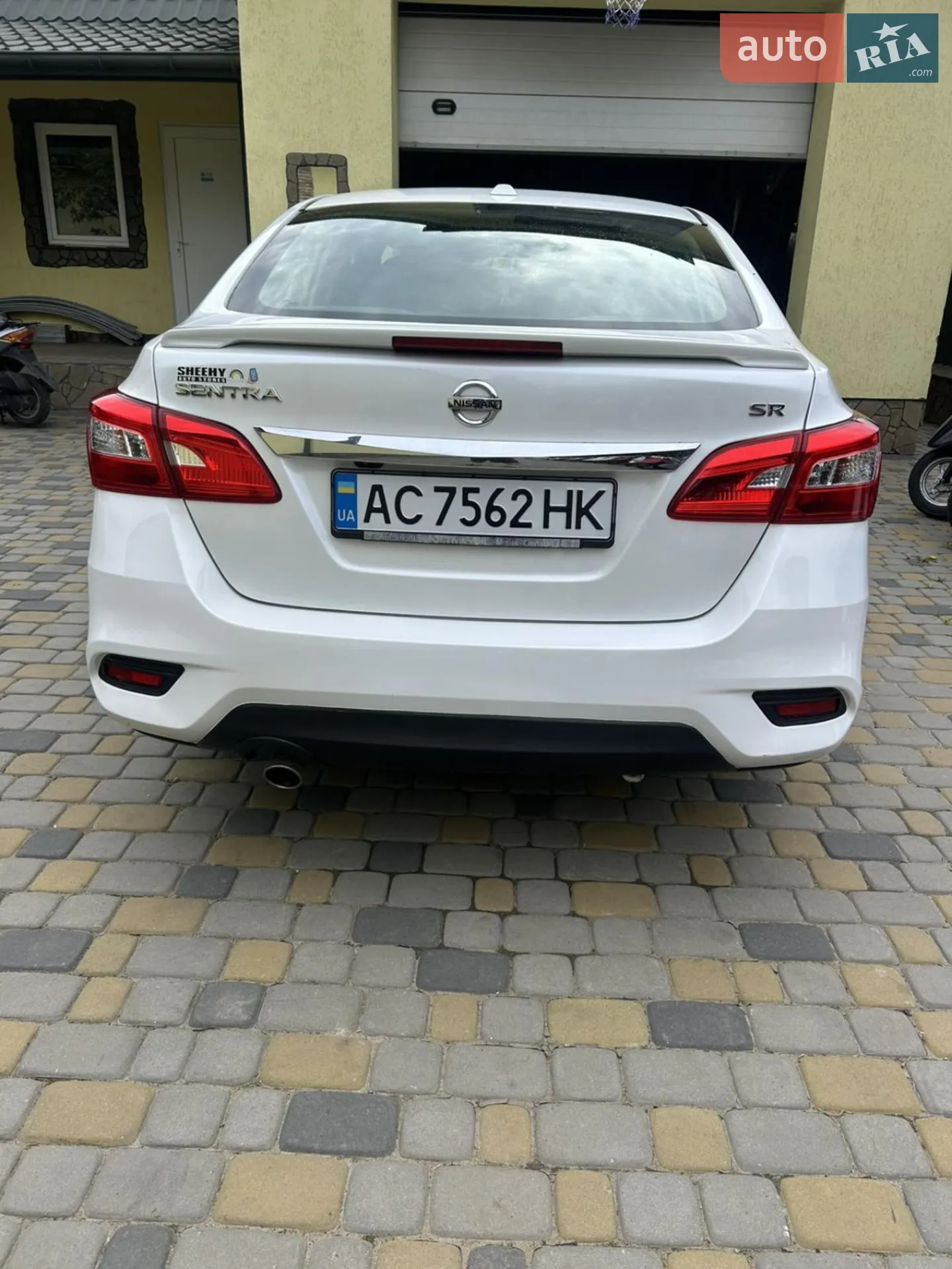 2017 Nissan Sentra - мініатюра 6