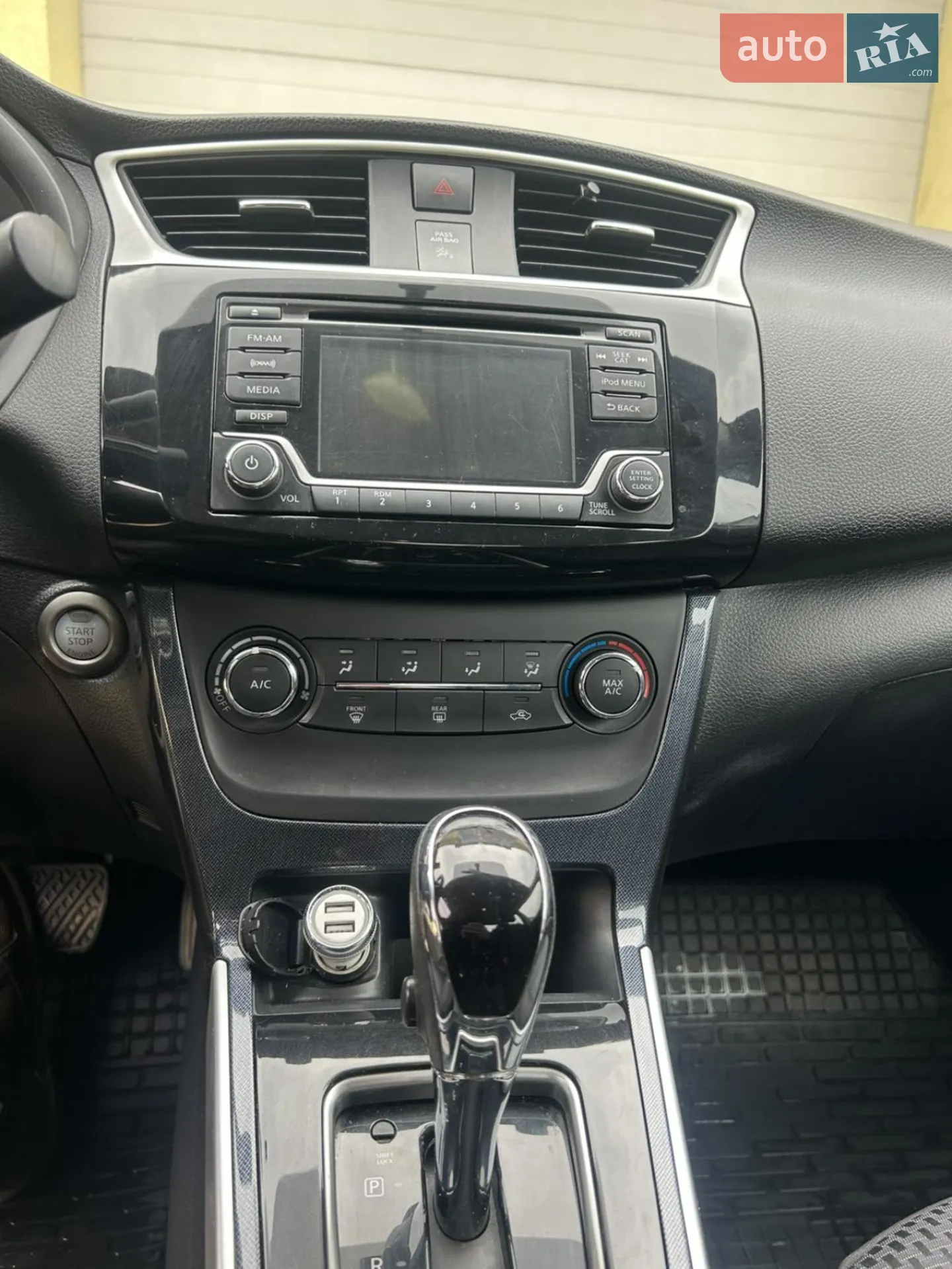 2017 Nissan Sentra - мініатюра 19