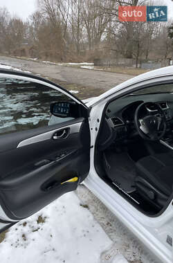 Седан Nissan Sentra 2017 в 