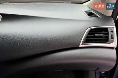 Седан Nissan Sentra 2018 в 