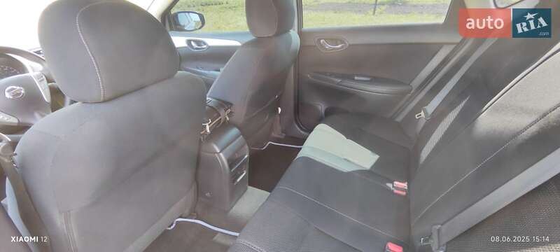 Седан Nissan Sentra 2016 в Обухові