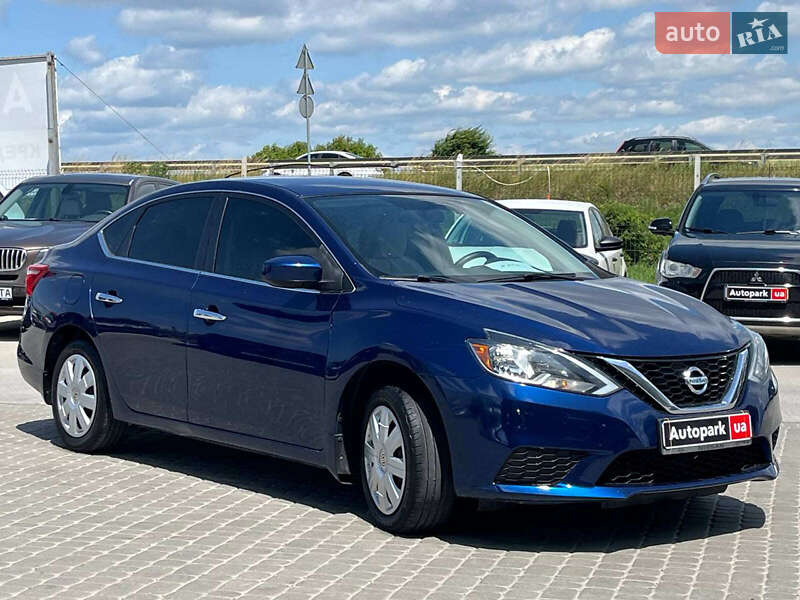 Седан Nissan Sentra 2016 в Львове