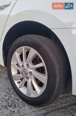 Седан Nissan Sentra 2015 в 