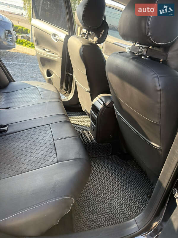 Седан Nissan Sentra 2018 в Дніпрі