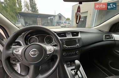 Седан Nissan Sentra 2017 в 