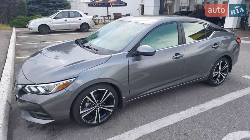 Седан Nissan Sentra 2020 в Києві