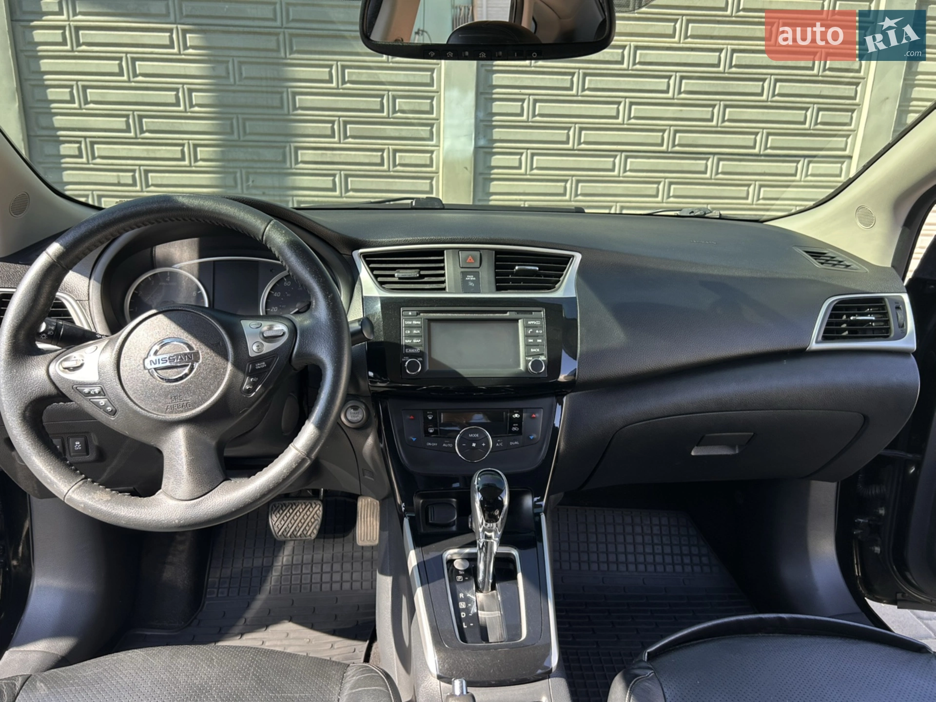 2016 Nissan Sentra - мініатюра 3