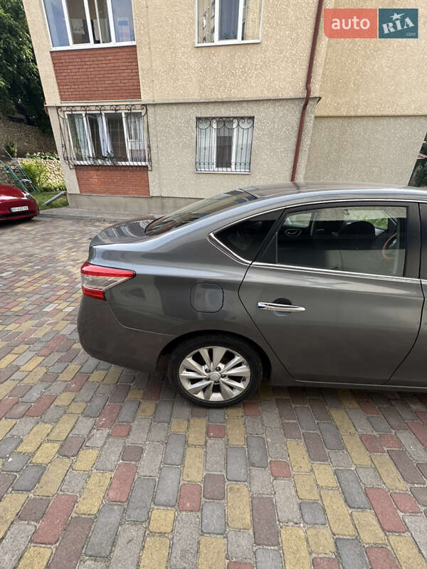 Седан Nissan Sentra 2015 в Тернополі