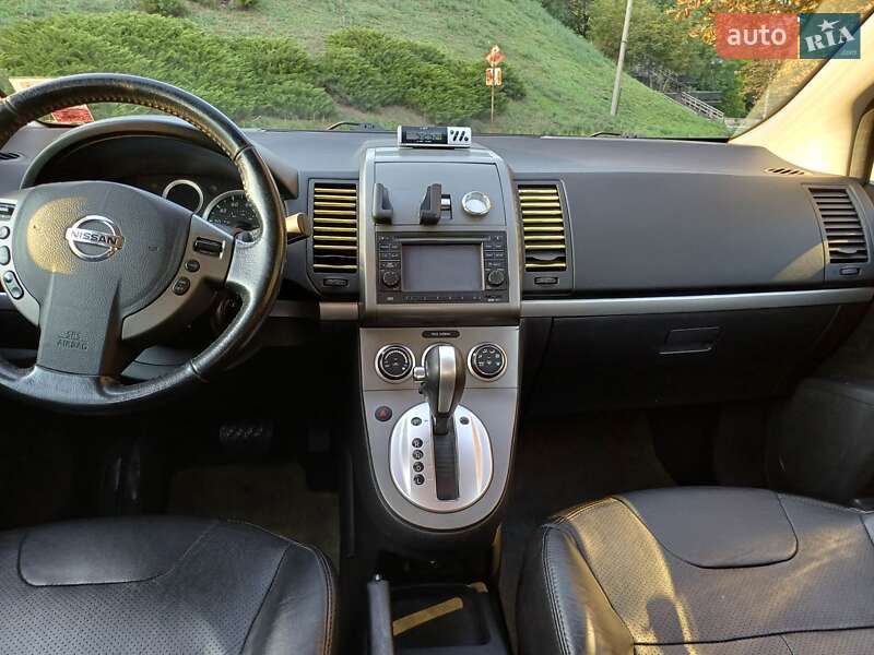 Седан Nissan Sentra 2012 в Чернігові