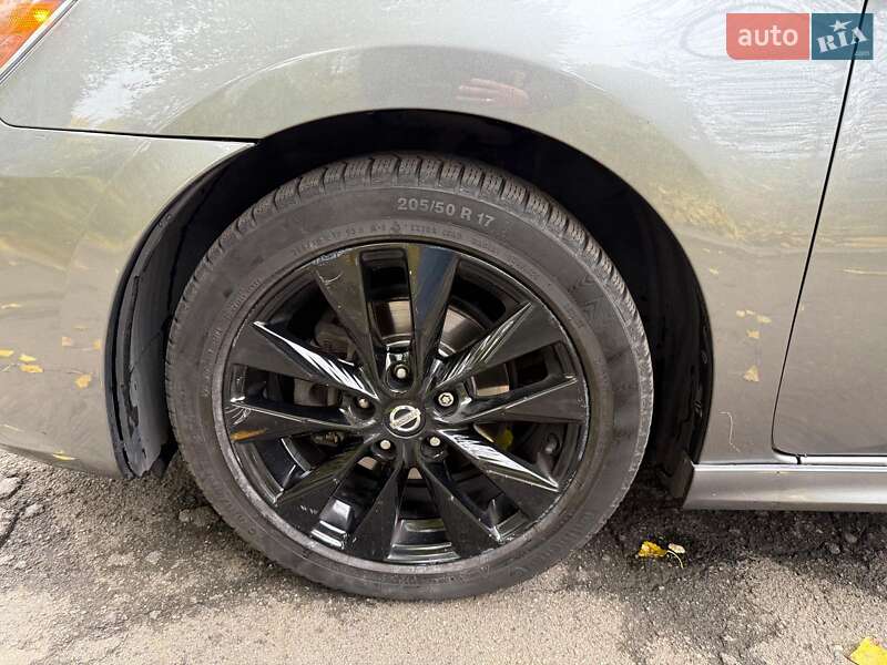 Седан Nissan Sentra 2017 в Киеве фото 11 Седан Nissan Sentra 2017 в Киеве