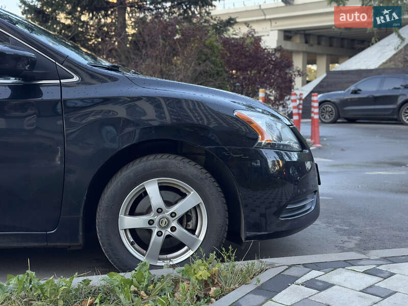 Седан Nissan Sentra 2013 в Києві