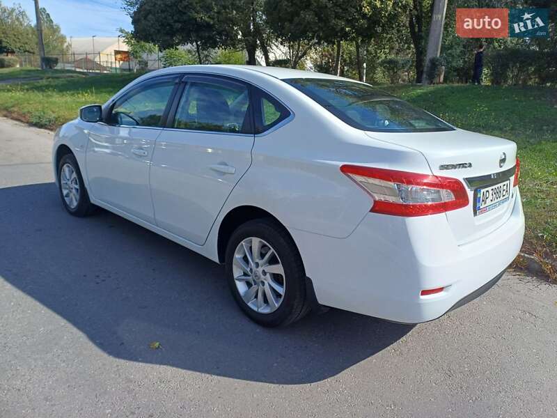 Седан Nissan Sentra 2016 в Запоріжжі