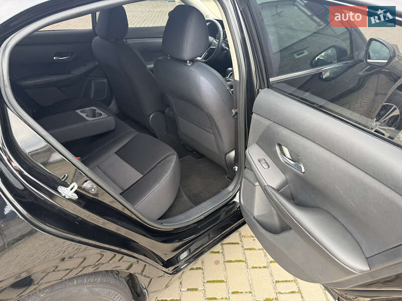 Седан Nissan Sentra 2020 в Киеве