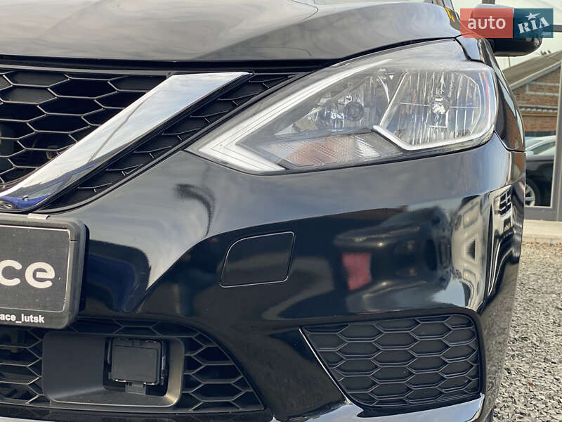 Седан Nissan Sentra 2019 в Луцке