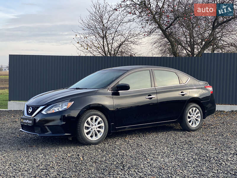 Седан Nissan Sentra 2019 в Луцке