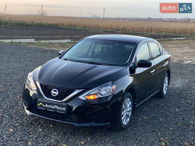 Седан Nissan Sentra 2019 в Луцке