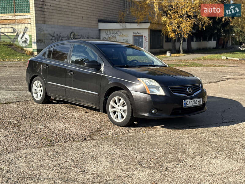 Седан Nissan Sentra 2010 в Киеве фото 3 Седан Nissan Sentra 2010 в Киеве