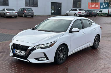 Седан Nissan Sentra 2020 в Ровно