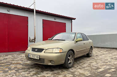 Седан Nissan Sentra 2000 в Черновцах