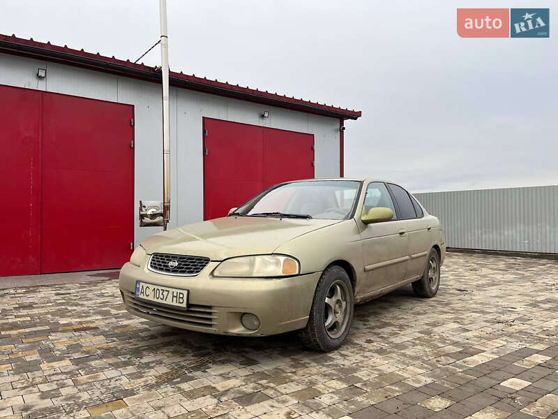 Седан Nissan Sentra 2000 в Черновцах