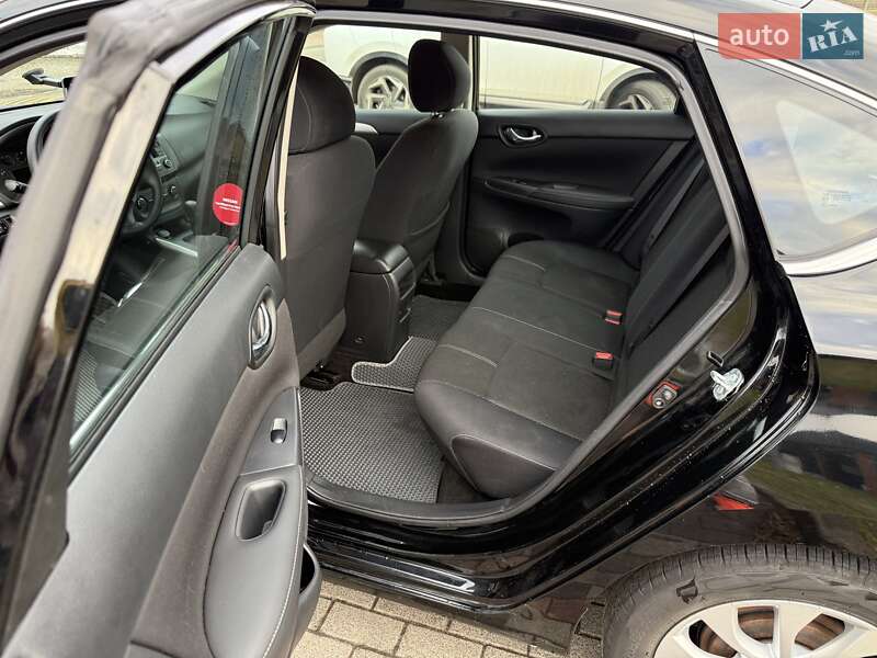 Седан Nissan Sentra 2017 в Одесі